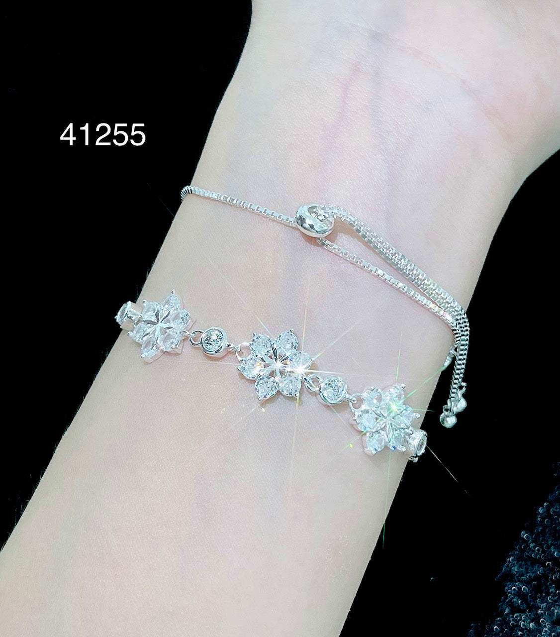 925 Silver Bracelet Women's Snowflakes design with a drawn-style